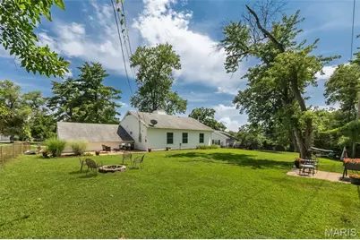 918 Crestland Drive, Ballwin, MO 63011 - Photo 20