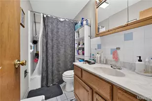 10500 Toelle Ln, Saint Louis, MO 63137 - Photo 32