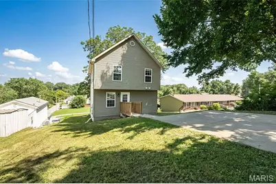 1319 N 4th Street, Saint Charles, MO 63301 - Photo 30
