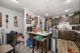 573 Coach Light Ln, Hazelwood, MO 63042 - Photo 14