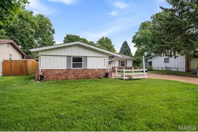 573 Coach Light Lane, Hazelwood, MO 63042 - Photo 32