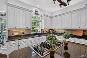 467 Oakshire Ln, Saint Louis, MO 63122 - Photo 30