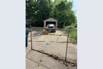 116 Henquin Drive, Saint Louis, MO 63135 - Photo 14
