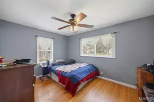 8139 S Laclede Station Rd, Saint Louis, MO 63123 - Photo 12