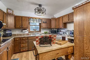 33020 Hall Rd, Richland, MO 65556 - Photo 16
