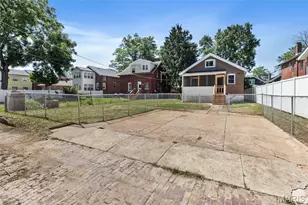 5241 Murdoch Ave, Saint Louis, MO 63109 - Photo 32