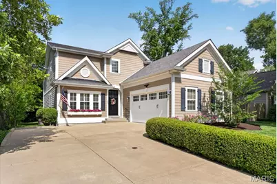 25 Magnolia Drive, Saint Louis, MO 63124 - Photo 2