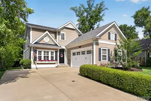 25 Magnolia Dr, Saint Louis, MO 63124 - Photo 2