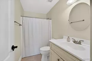 25 Magnolia Dr, Saint Louis, MO 63124 - Photo 32