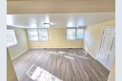 1372 Heydt Avenue, Saint Louis, MO 63135 - Photo 8