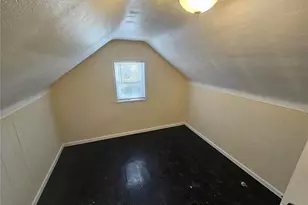 1372 Heydt Ave, Saint Louis, MO 63135 - Photo 10