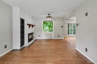 10866 Mercer Ct Ct, Saint Ann, MO 63074 - Photo 4