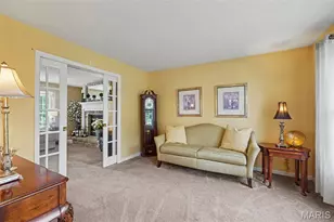 307 Camilla Dr, O'Fallon, MO 63366 - Photo 8