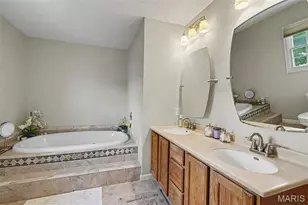 307 Camilla Dr, O'Fallon, MO 63366 - Photo 22
