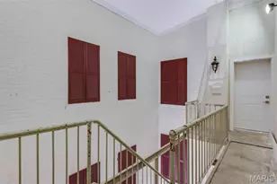 7552 Wydown Blvd, Clayton, MO 63105 - Photo 20