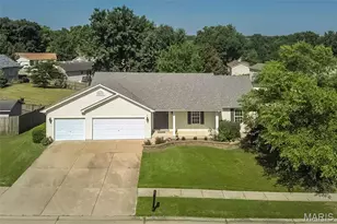 5 Thoroughbred Dr, Wright City, MO 63390 - Photo 1