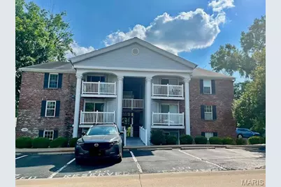 1942 Marine Terrace Drive #F, Saint Louis, MO 63146 - Photo 8