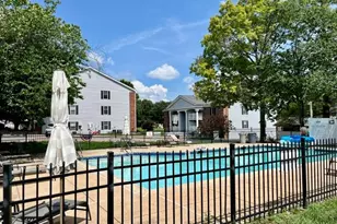 1942 Marine Terrace Dr, Saint Louis, MO 63146 - Photo 26