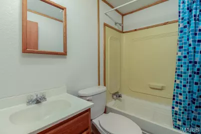 25049 Heritage Lane, Lebanon, MO 65536 - Photo 16