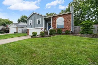 2286 Graystone Drive, Saint Charles, MO 63303 - Photo 2
