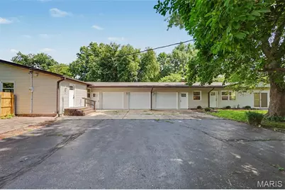 13 Castle Drive, Florissant, MO 63034 - Photo 28