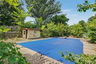 13 Castle Dr, Florissant, MO 63034 - Photo 46