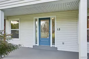 13 Castle Dr, Florissant, MO 63034 - Photo 4