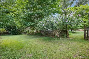 13 Castle Dr, Florissant, MO 63034 - Photo 48