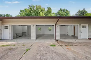 13 Castle Dr, Florissant, MO 63034 - Photo 26