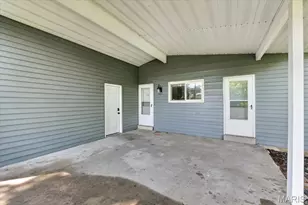 5 Filly Ct, Florissant, MO 63033 - Photo 32