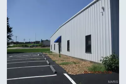 9 Progress Parkway, Union, MO 63084 - Photo 2