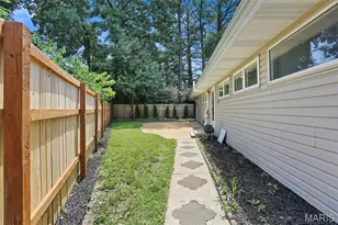 948 Volz Dr, Crestwood, MO 63126 - Photo 22