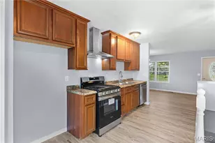 217 Roaring River Dr, O'Fallon, MO 63366 - Photo 10