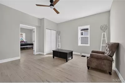 914 Dammert Avenue, Saint Louis, MO 63125 - Photo 6