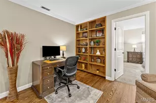 2401 Wexford Woods Ct, Town and Country, MO 63131 - Photo 28