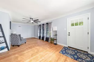 7110 Groveland Dr, Saint Louis, MO 63121 - Photo 6