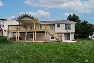 1848 Summitview Dr, Saint Charles, MO 63303 - Photo 2