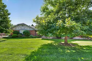 1632 Lochcrest Dr, Chesterfield, MO 63017 - Photo 1