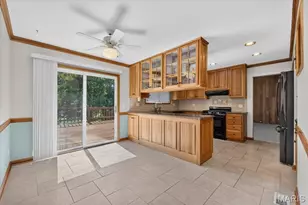 1632 Lochcrest Dr, Chesterfield, MO 63017 - Photo 18