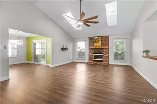 4435 Berkshire Estates Dr, Mehlville, MO 63129 - Photo 8
