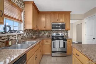 672 Berrywine Ln, Arnold, MO 63010 - Photo 10