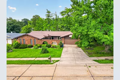 513 Glan Tai Drive, Manchester, MO 63011 - Photo 1