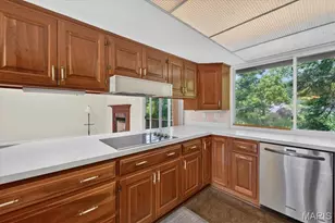 513 Glan Tai Dr, Manchester, MO 63011 - Photo 14
