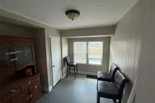 1215 Gruner Pl, Pagedale, MO 63133 - Photo 6