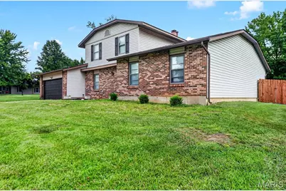 20 Sandalwood Court, Saint Charles, MO 63304 - Photo 10
