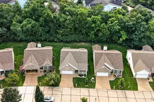 415 Newport Dr, Saint Peters, MO 63376 - Photo 42