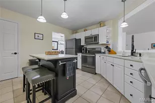 1710 Ridgeview Cir Dr, Ballwin, MO 63021 - Photo 18