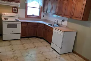 10519 Lilac Ave, Saint Louis, MO 63137 - Photo 6