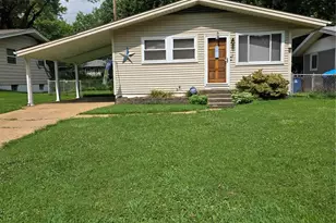 10519 Lilac Ave, Saint Louis, MO 63137 - Photo 2