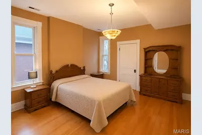 5025 Raymond Avenue, Saint Louis, MO 63113 - Photo 18